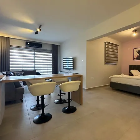 Myguest Clarus 33, Luxury 1-bedroom